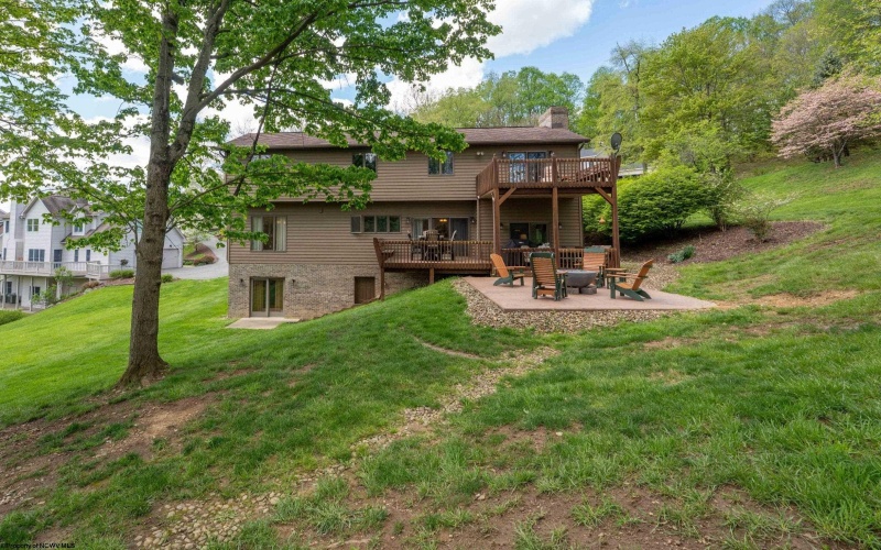 3726 Swallowtail Drive, Morgantown, West Virginia 26508, 3 Bedrooms Bedrooms, 8 Rooms Rooms,3 BathroomsBathrooms,Single Family Detached,For Sale,Swallowtail,10164413