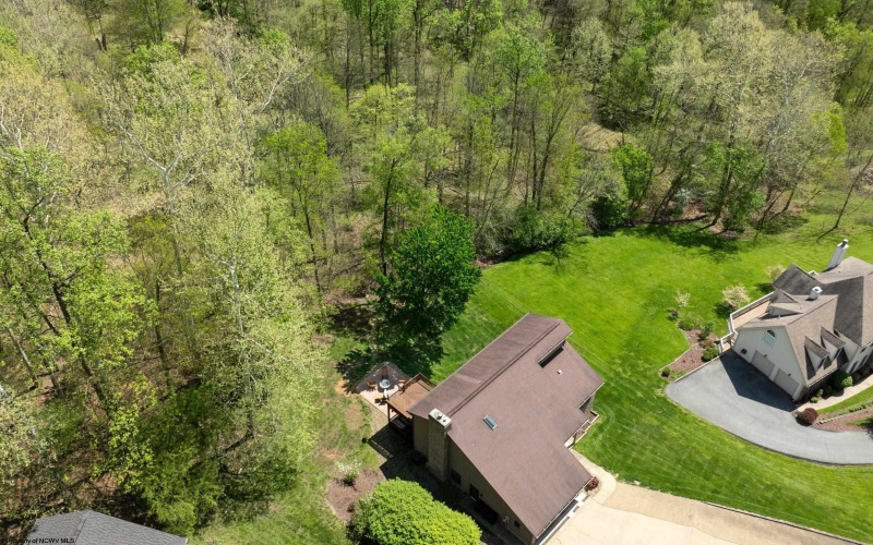 3726 Swallowtail Drive, Morgantown, West Virginia 26508, 3 Bedrooms Bedrooms, 8 Rooms Rooms,3 BathroomsBathrooms,Single Family Detached,For Sale,Swallowtail,10164413