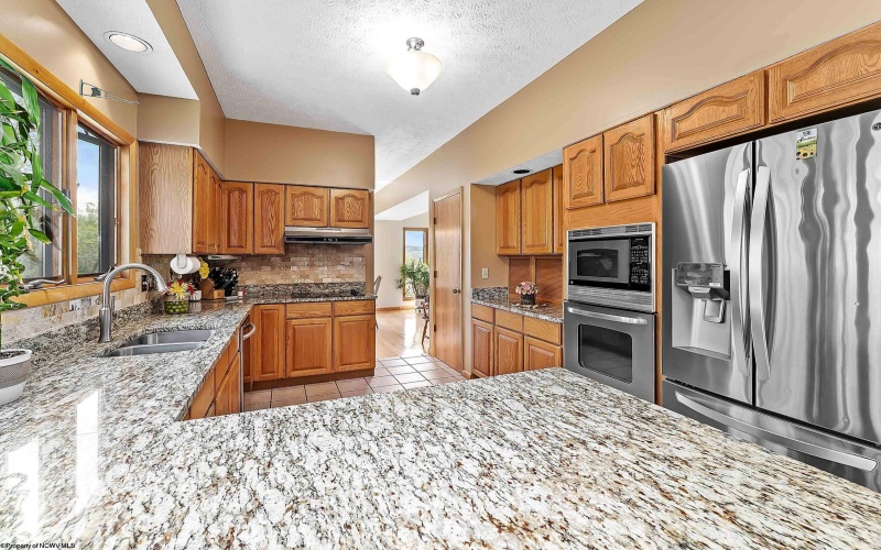 3726 Swallowtail Drive, Morgantown, West Virginia 26508, 3 Bedrooms Bedrooms, 8 Rooms Rooms,3 BathroomsBathrooms,Single Family Detached,For Sale,Swallowtail,10164413