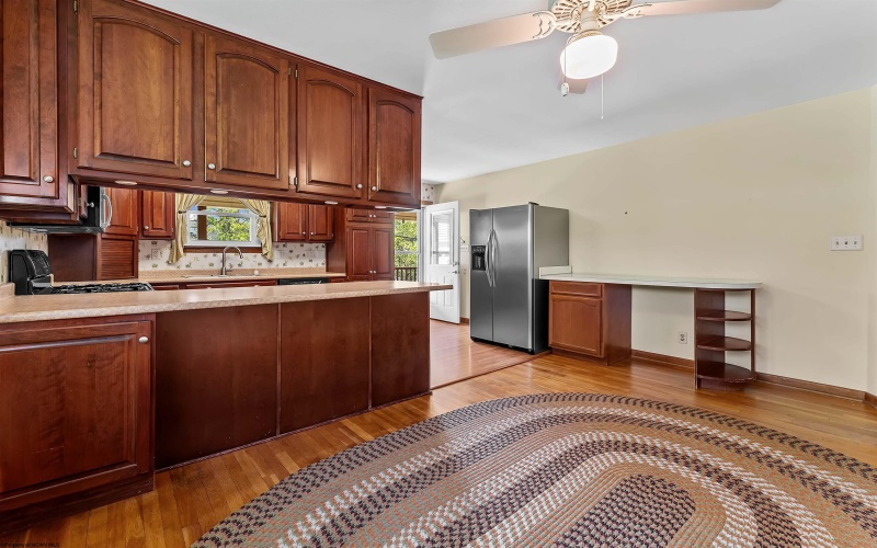 1000 Morningside Drive, Morgantown, West Virginia 26508, 5 Bedrooms Bedrooms, 6 Rooms Rooms,2 BathroomsBathrooms,Single Family Detached,For Sale,Morningside,10164424