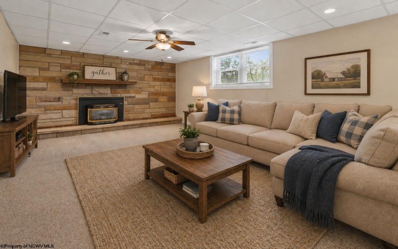 1000 Morningside Drive, Morgantown, West Virginia 26508, 5 Bedrooms Bedrooms, 6 Rooms Rooms,2 BathroomsBathrooms,Single Family Detached,For Sale,Morningside,10164424