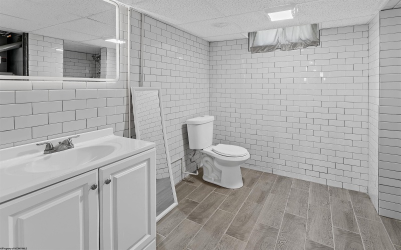 1000 Morningside Drive, Morgantown, West Virginia 26508, 5 Bedrooms Bedrooms, 6 Rooms Rooms,2 BathroomsBathrooms,Single Family Detached,For Sale,Morningside,10164424