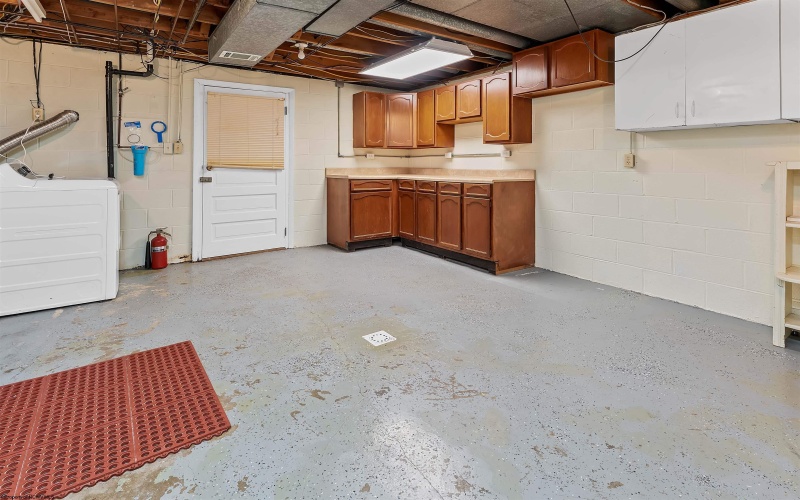 1000 Morningside Drive, Morgantown, West Virginia 26508, 5 Bedrooms Bedrooms, 6 Rooms Rooms,2 BathroomsBathrooms,Single Family Detached,For Sale,Morningside,10164424