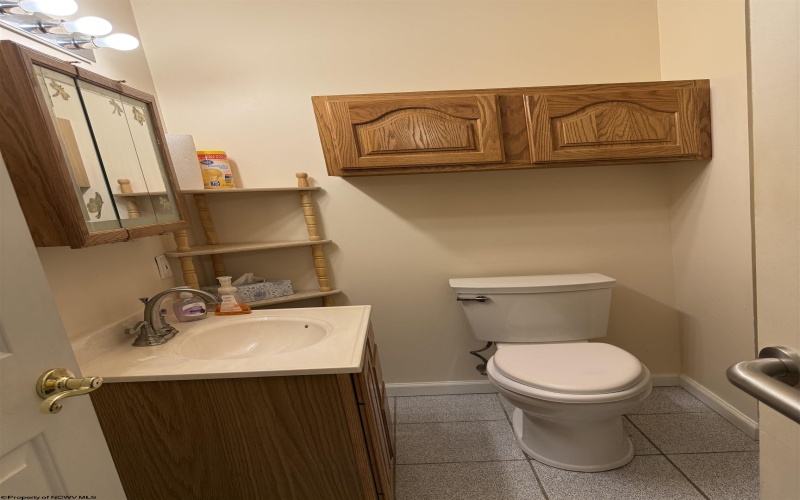 1205 Main Street, Clarksburg, West Virginia 26301, 3 Bedrooms Bedrooms, 6 Rooms Rooms,2 BathroomsBathrooms,Single Family Detached,For Sale,Main,10164423