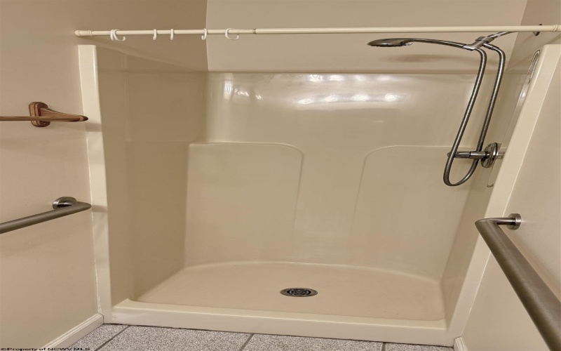 1205 Main Street, Clarksburg, West Virginia 26301, 3 Bedrooms Bedrooms, 6 Rooms Rooms,2 BathroomsBathrooms,Single Family Detached,For Sale,Main,10164423