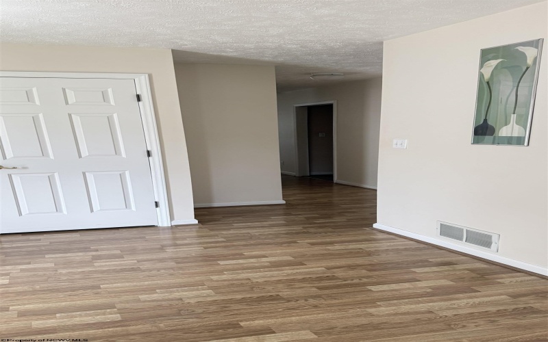 1205 Main Street, Clarksburg, West Virginia 26301, 3 Bedrooms Bedrooms, 6 Rooms Rooms,2 BathroomsBathrooms,Single Family Detached,For Sale,Main,10164423