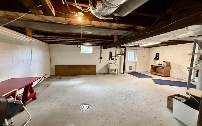 1557 Mansfield Drive, Philippi, West Virginia 26416, 3 Bedrooms Bedrooms, 8 Rooms Rooms,1 BathroomBathrooms,Single Family Detached,For Sale,Mansfield,10164420