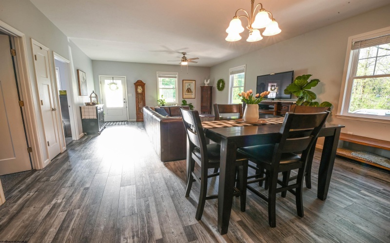 550 Saltwell Road, Shinnston, West Virginia 26431, 3 Bedrooms Bedrooms, 5 Rooms Rooms,2 BathroomsBathrooms,Single Family Detached,For Sale,Saltwell,10164422