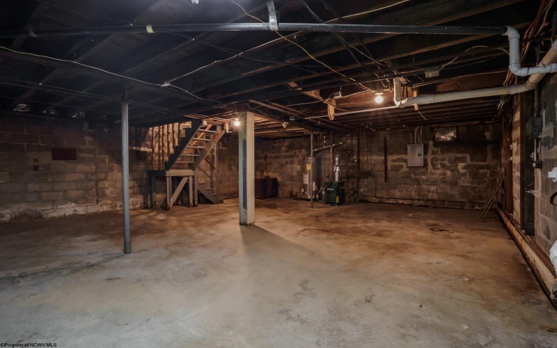 1058 Indiana Avenue, Fairmont, West Virginia 26554, 3 Bedrooms Bedrooms, 6 Rooms Rooms,1 BathroomBathrooms,Single Family Detached,For Sale,Indiana,10164412