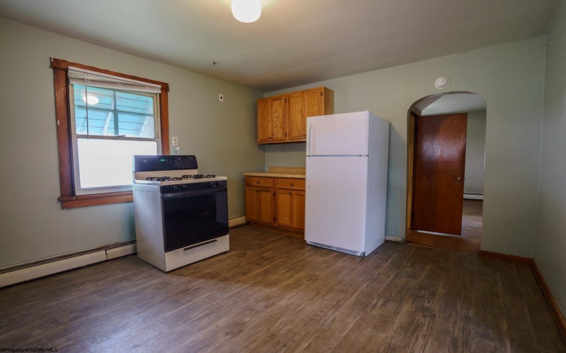 1058 Indiana Avenue, Fairmont, West Virginia 26554, 3 Bedrooms Bedrooms, 6 Rooms Rooms,1 BathroomBathrooms,Single Family Detached,For Sale,Indiana,10164412