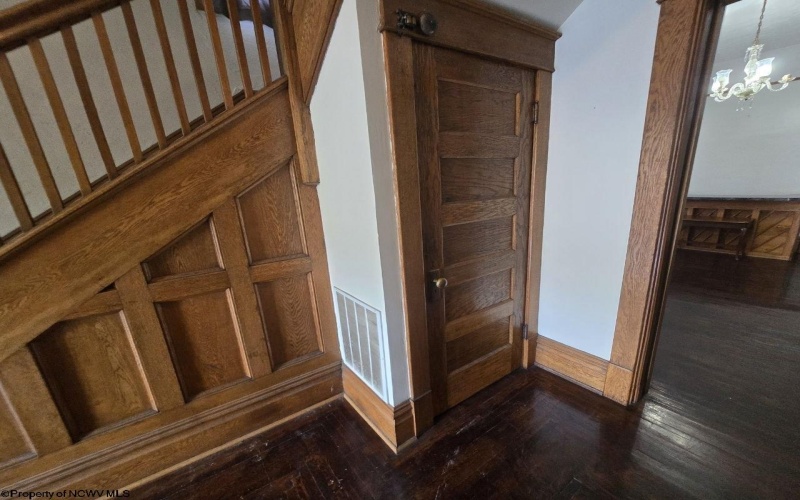 602 Temple Street, Hinton, West Virginia 25951, 4 Bedrooms Bedrooms, 10 Rooms Rooms,2 BathroomsBathrooms,Single Family Detached,For Sale,Temple,10164416