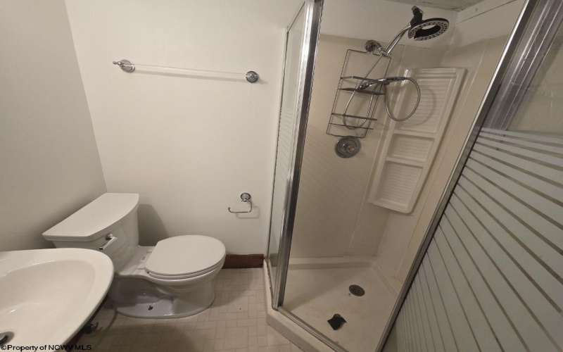 602 Temple Street, Hinton, West Virginia 25951, 4 Bedrooms Bedrooms, 10 Rooms Rooms,2 BathroomsBathrooms,Single Family Detached,For Sale,Temple,10164416