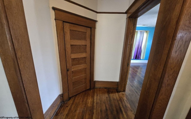 602 Temple Street, Hinton, West Virginia 25951, 4 Bedrooms Bedrooms, 10 Rooms Rooms,2 BathroomsBathrooms,Single Family Detached,For Sale,Temple,10164416