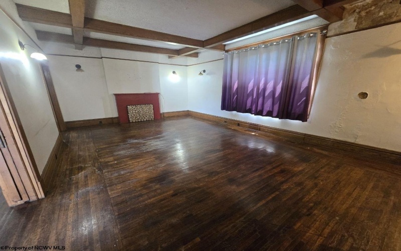 602 Temple Street, Hinton, West Virginia 25951, 4 Bedrooms Bedrooms, 10 Rooms Rooms,2 BathroomsBathrooms,Single Family Detached,For Sale,Temple,10164416