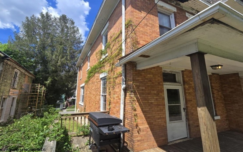 602 Temple Street, Hinton, West Virginia 25951, 4 Bedrooms Bedrooms, 10 Rooms Rooms,2 BathroomsBathrooms,Single Family Detached,For Sale,Temple,10164416