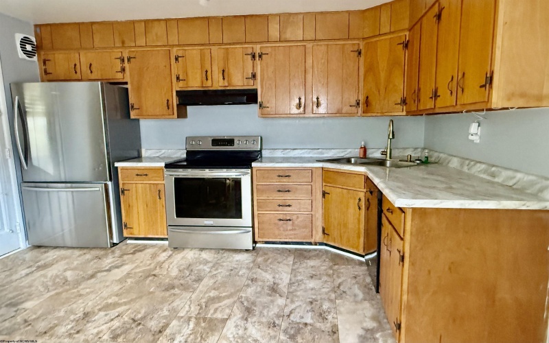 1255 Bellaire Street, Fairmont, West Virginia 26554, 3 Bedrooms Bedrooms, 5 Rooms Rooms,1 BathroomBathrooms,Single Family Detached,For Sale,Bellaire,10164454