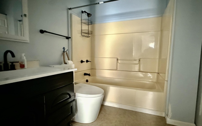 1255 Bellaire Street, Fairmont, West Virginia 26554, 3 Bedrooms Bedrooms, 5 Rooms Rooms,1 BathroomBathrooms,Single Family Detached,For Sale,Bellaire,10164454