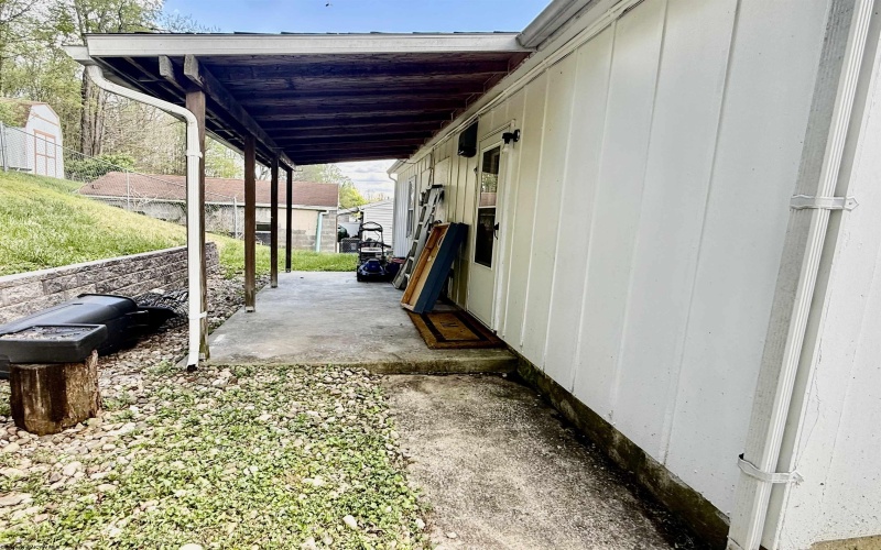 1255 Bellaire Street, Fairmont, West Virginia 26554, 3 Bedrooms Bedrooms, 5 Rooms Rooms,1 BathroomBathrooms,Single Family Detached,For Sale,Bellaire,10164454