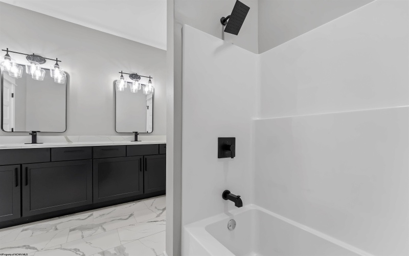 124 Tivoli Garden Drive, Morgantown, West Virginia 26508, 4 Bedrooms Bedrooms, 9 Rooms Rooms,4 BathroomsBathrooms,Single Family Attached,For Sale,Tivoli Garden,10164446