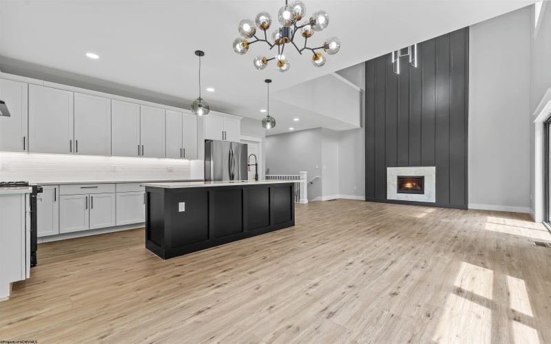 124 Tivoli Garden Drive, Morgantown, West Virginia 26508, 4 Bedrooms Bedrooms, 9 Rooms Rooms,4 BathroomsBathrooms,Single Family Attached,For Sale,Tivoli Garden,10164446