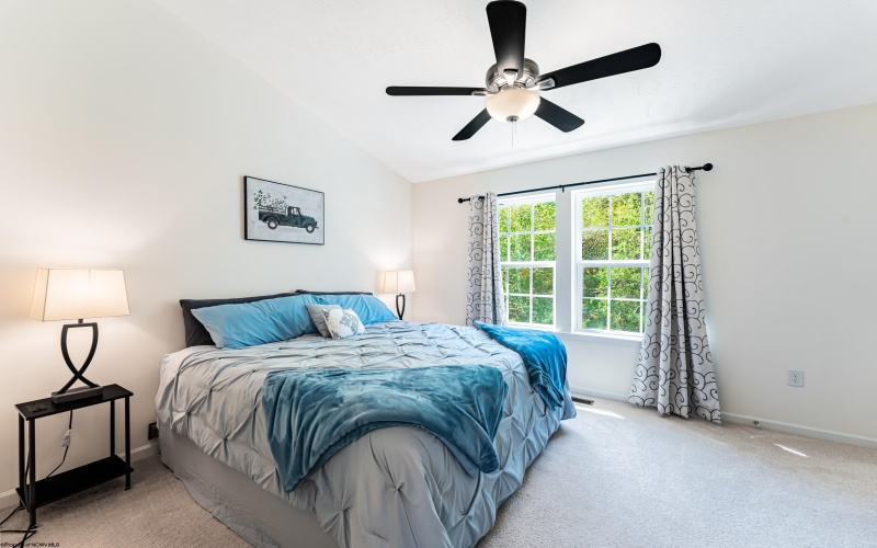 218 Queensbury Court, White Hall, West Virginia 26544, 3 Bedrooms Bedrooms, 6 Rooms Rooms,2 BathroomsBathrooms,Single Family Attached,For Sale,Queensbury,10164448