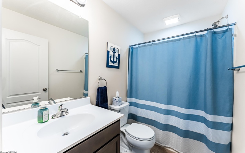 218 Queensbury Court, White Hall, West Virginia 26544, 3 Bedrooms Bedrooms, 6 Rooms Rooms,2 BathroomsBathrooms,Single Family Attached,For Sale,Queensbury,10164448