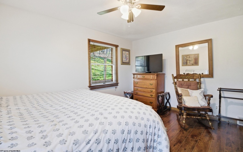 518 Shearwood Forest Drive, Bridgeport, West Virginia 26330, 2 Bedrooms Bedrooms, 4 Rooms Rooms,2 BathroomsBathrooms,Single Family Attached,For Sale,Shearwood Forest,10164451