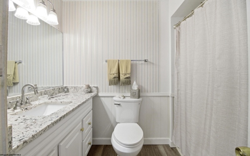 518 Shearwood Forest Drive, Bridgeport, West Virginia 26330, 2 Bedrooms Bedrooms, 4 Rooms Rooms,2 BathroomsBathrooms,Single Family Attached,For Sale,Shearwood Forest,10164451