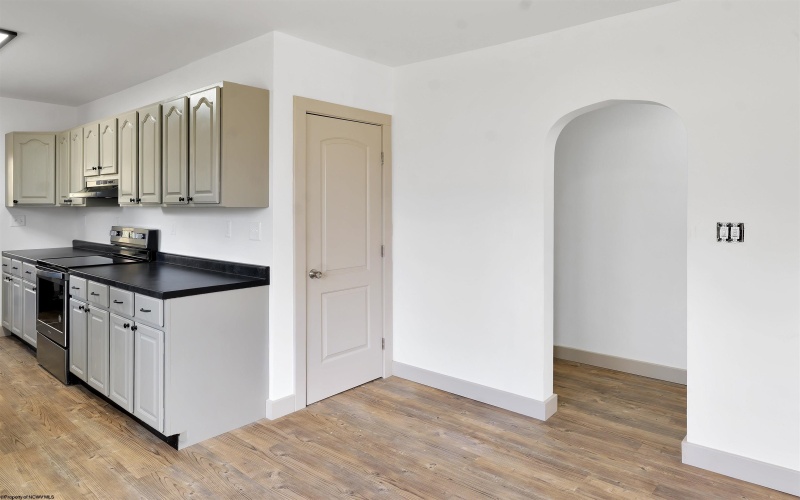 303 STATE Avenue, Terra Alta, West Virginia 26764, 2 Bedrooms Bedrooms, 5 Rooms Rooms,1 BathroomBathrooms,Single Family Detached,For Sale,STATE,10164453