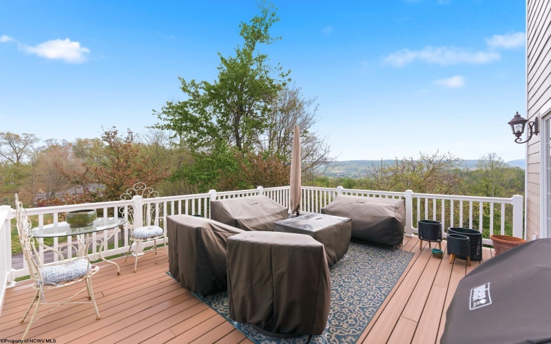 1001 Summit Drive, Morgantown, West Virginia 26508, 6 Bedrooms Bedrooms, 13 Rooms Rooms,5 BathroomsBathrooms,Single Family Detached,For Sale,Summit,10164452