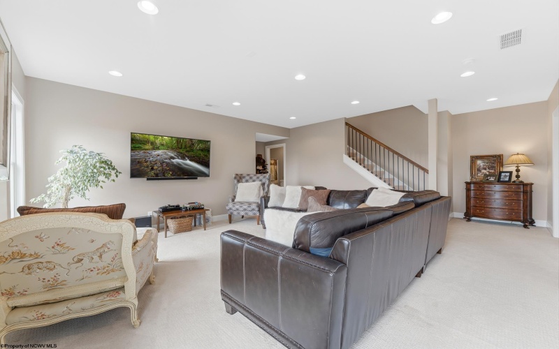 1001 Summit Drive, Morgantown, West Virginia 26508, 6 Bedrooms Bedrooms, 13 Rooms Rooms,5 BathroomsBathrooms,Single Family Detached,For Sale,Summit,10164452