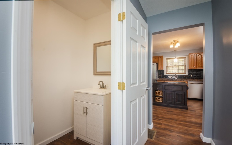 90 Antietam Drive, Morgantown, West Virginia 26508, 3 Bedrooms Bedrooms, 7 Rooms Rooms,2 BathroomsBathrooms,Single Family Detached,For Sale,Antietam,10164450