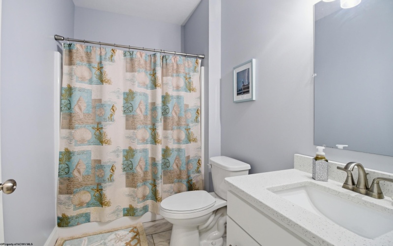 309 Sunbury Lane, Bridgeport, West Virginia 26330, 3 Bedrooms Bedrooms, 6 Rooms Rooms,2 BathroomsBathrooms,Single Family Detached,For Sale,Sunbury,10164449