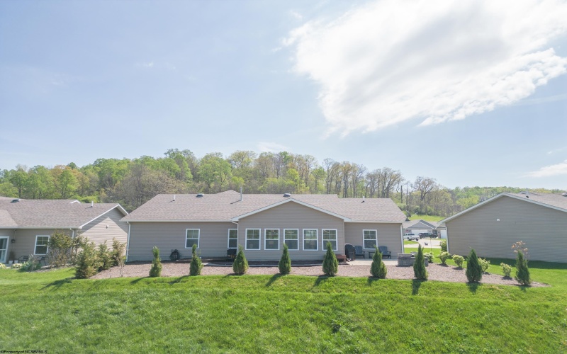 309 Sunbury Lane, Bridgeport, West Virginia 26330, 3 Bedrooms Bedrooms, 6 Rooms Rooms,2 BathroomsBathrooms,Single Family Detached,For Sale,Sunbury,10164449