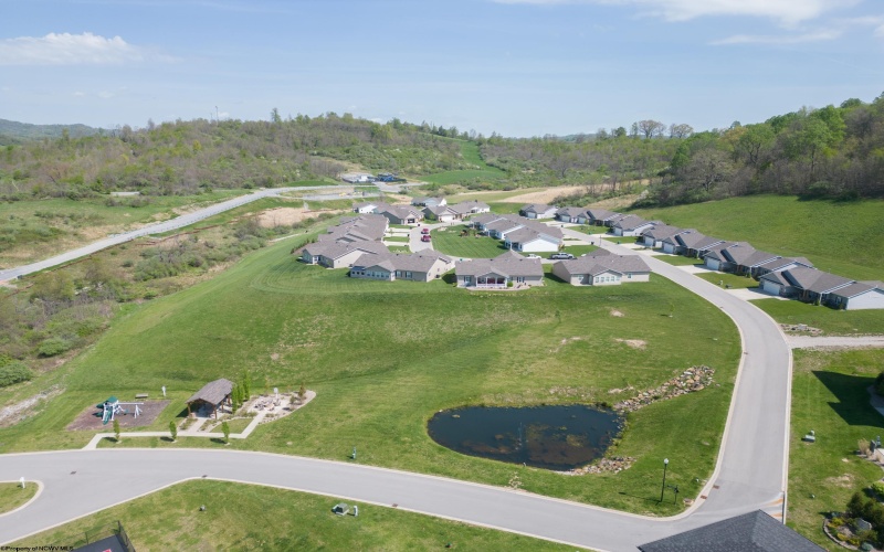 309 Sunbury Lane, Bridgeport, West Virginia 26330, 3 Bedrooms Bedrooms, 6 Rooms Rooms,2 BathroomsBathrooms,Single Family Detached,For Sale,Sunbury,10164449