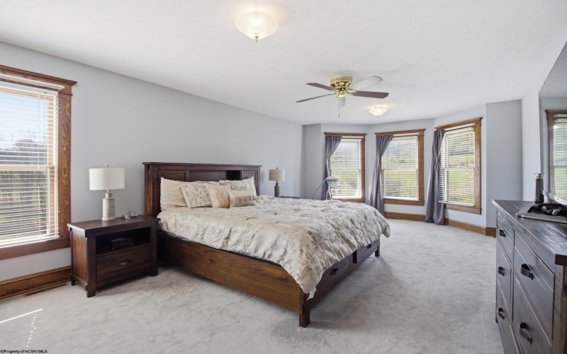 2376 Hastings Run Road, Mount Clare, West Virginia 26408, 4 Bedrooms Bedrooms, 9 Rooms Rooms,3 BathroomsBathrooms,Single Family Detached,For Sale,Hastings Run,10164436