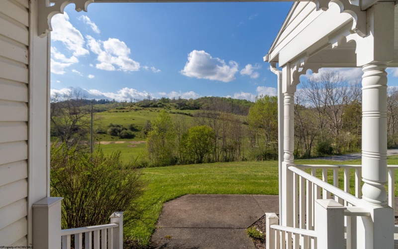 2376 Hastings Run Road, Mount Clare, West Virginia 26408, 4 Bedrooms Bedrooms, 9 Rooms Rooms,3 BathroomsBathrooms,Single Family Detached,For Sale,Hastings Run,10164436