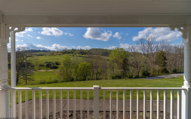 2376 Hastings Run Road, Mount Clare, West Virginia 26408, 4 Bedrooms Bedrooms, 9 Rooms Rooms,3 BathroomsBathrooms,Single Family Detached,For Sale,Hastings Run,10164436