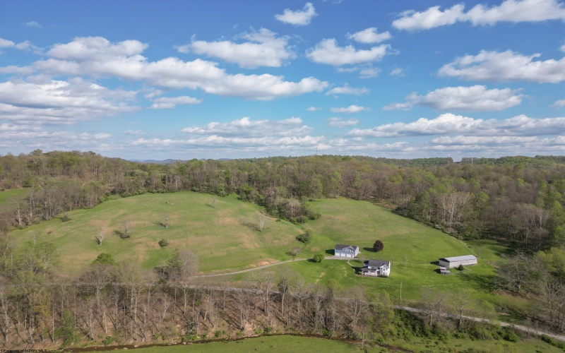 2376 Hastings Run Road, Mount Clare, West Virginia 26408, 4 Bedrooms Bedrooms, 9 Rooms Rooms,3 BathroomsBathrooms,Single Family Detached,For Sale,Hastings Run,10164436