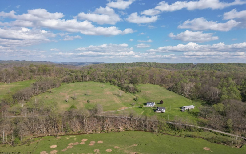2376 Hastings Run Road, Mount Clare, West Virginia 26408, 4 Bedrooms Bedrooms, 9 Rooms Rooms,3 BathroomsBathrooms,Single Family Detached,For Sale,Hastings Run,10164436