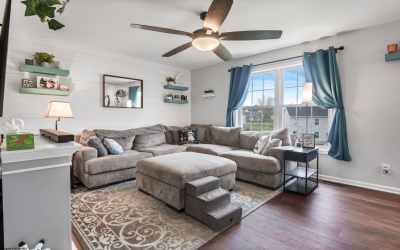 513 Birdie Court, Maidsville, West Virginia 26541, 4 Bedrooms Bedrooms, 8 Rooms Rooms,3 BathroomsBathrooms,Single Family Detached,For Sale,Birdie,10164447