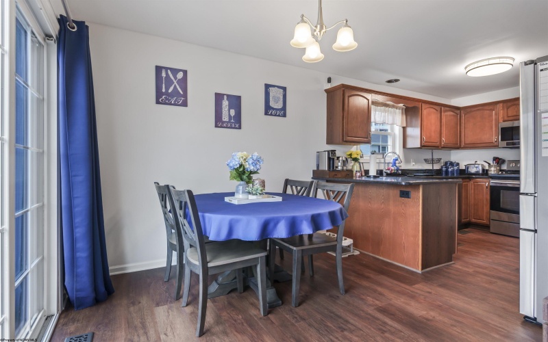 513 Birdie Court, Maidsville, West Virginia 26541, 4 Bedrooms Bedrooms, 8 Rooms Rooms,3 BathroomsBathrooms,Single Family Detached,For Sale,Birdie,10164447