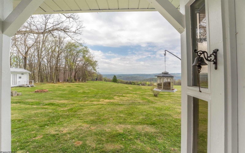 463 Cinder Bin Road, Terra Alta, West Virginia 26764, 3 Bedrooms Bedrooms, 8 Rooms Rooms,3 BathroomsBathrooms,Single Family Detached,For Sale,Cinder Bin,10164445