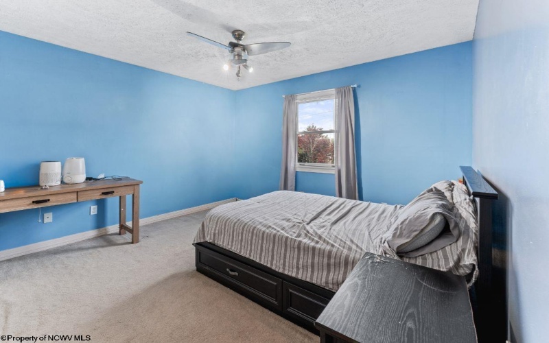 407 Corona Drive, Morgantown, West Virginia 26508, 3 Bedrooms Bedrooms, 6 Rooms Rooms,2 BathroomsBathrooms,Single Family Detached,For Sale,Corona,10164443