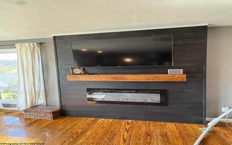 68 Allman Avenue, Buckhannon, West Virginia 26201, 4 Bedrooms Bedrooms, 7 Rooms Rooms,3 BathroomsBathrooms,Single Family Detached,For Sale,Allman,10164437