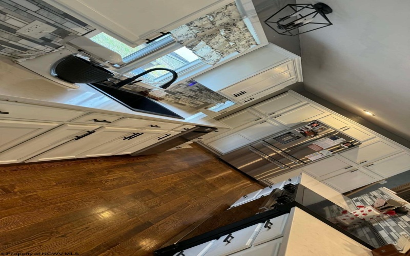 68 Allman Avenue, Buckhannon, West Virginia 26201, 4 Bedrooms Bedrooms, 7 Rooms Rooms,3 BathroomsBathrooms,Single Family Detached,For Sale,Allman,10164437