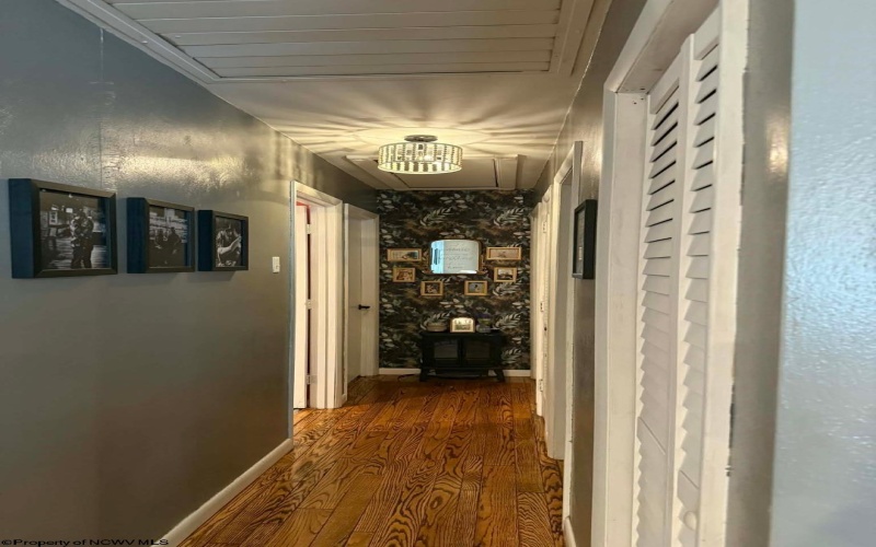 68 Allman Avenue, Buckhannon, West Virginia 26201, 4 Bedrooms Bedrooms, 7 Rooms Rooms,3 BathroomsBathrooms,Single Family Detached,For Sale,Allman,10164437