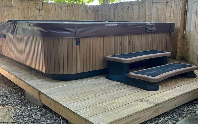 68 Allman Avenue, Buckhannon, West Virginia 26201, 4 Bedrooms Bedrooms, 7 Rooms Rooms,3 BathroomsBathrooms,Single Family Detached,For Sale,Allman,10164437