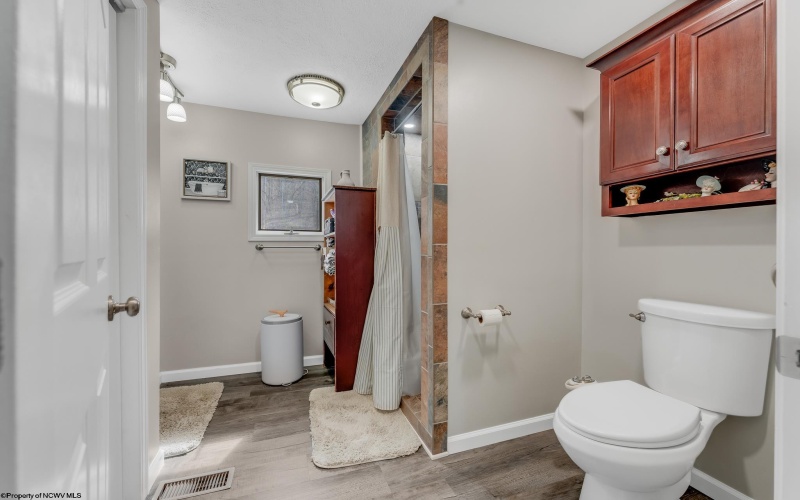 7817 Mason Dixon Highway, Wana, West Virginia 26590, 3 Bedrooms Bedrooms, 9 Rooms Rooms,2 BathroomsBathrooms,Single Family Detached,For Sale,Mason Dixon,10164438