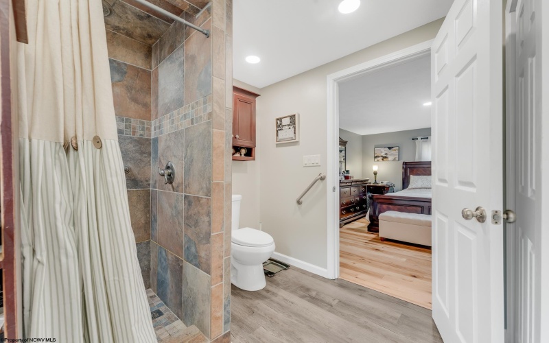 7817 Mason Dixon Highway, Wana, West Virginia 26590, 3 Bedrooms Bedrooms, 9 Rooms Rooms,2 BathroomsBathrooms,Single Family Detached,For Sale,Mason Dixon,10164438